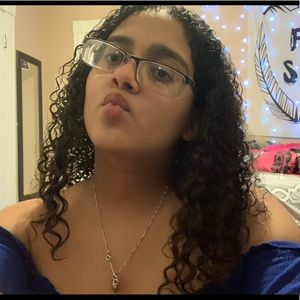 Meet your Posher, Kiara